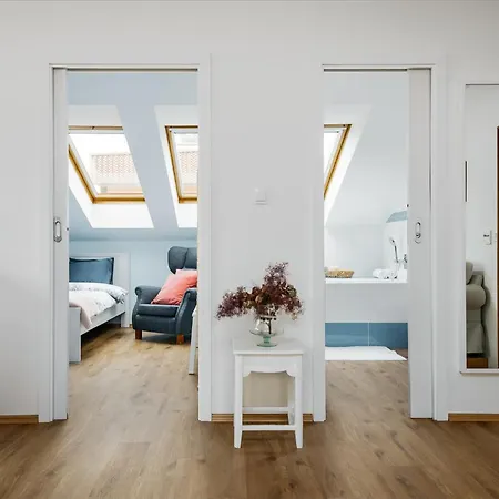 Mia Cozy Apartment With Prague Castle View, Parking & Ac Exterior photo